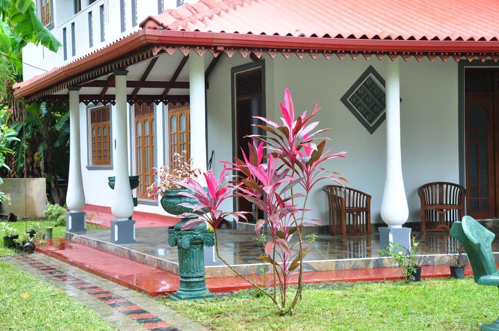 Guest House Basilea Beruwala Exterior photo